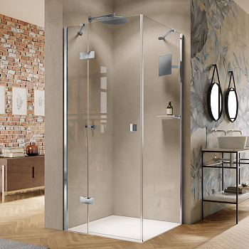 Стеклянная угловая душевая перегородка с распашной дверью и добором
